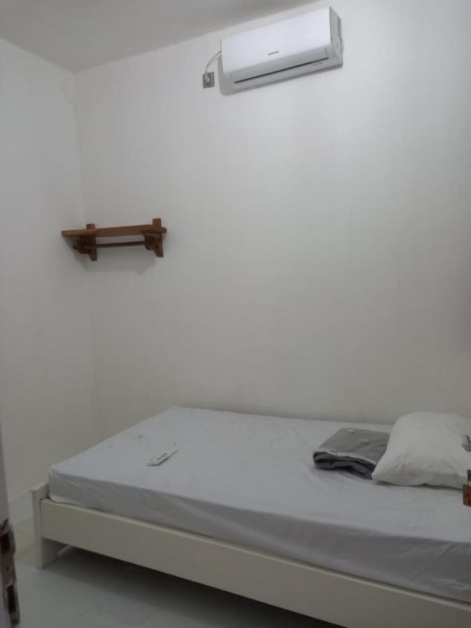 Oyo 90974 Homestay Golo Koe Sejahtera Labuan Bajo Kültér fotó