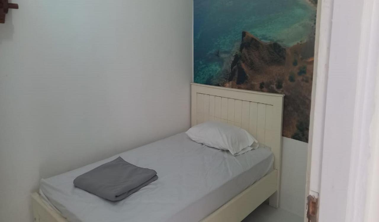 Oyo 90974 Homestay Golo Koe Sejahtera Labuan Bajo Kültér fotó