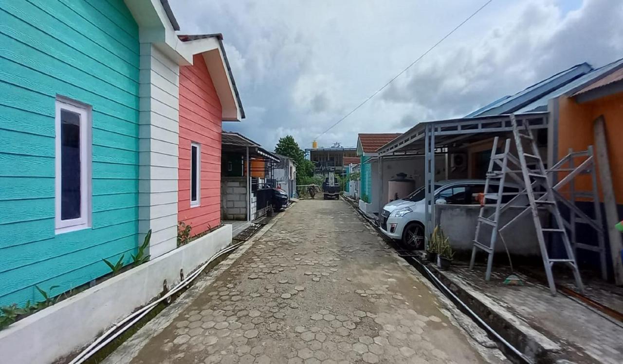 Oyo 90974 Homestay Golo Koe Sejahtera Labuan Bajo Kültér fotó